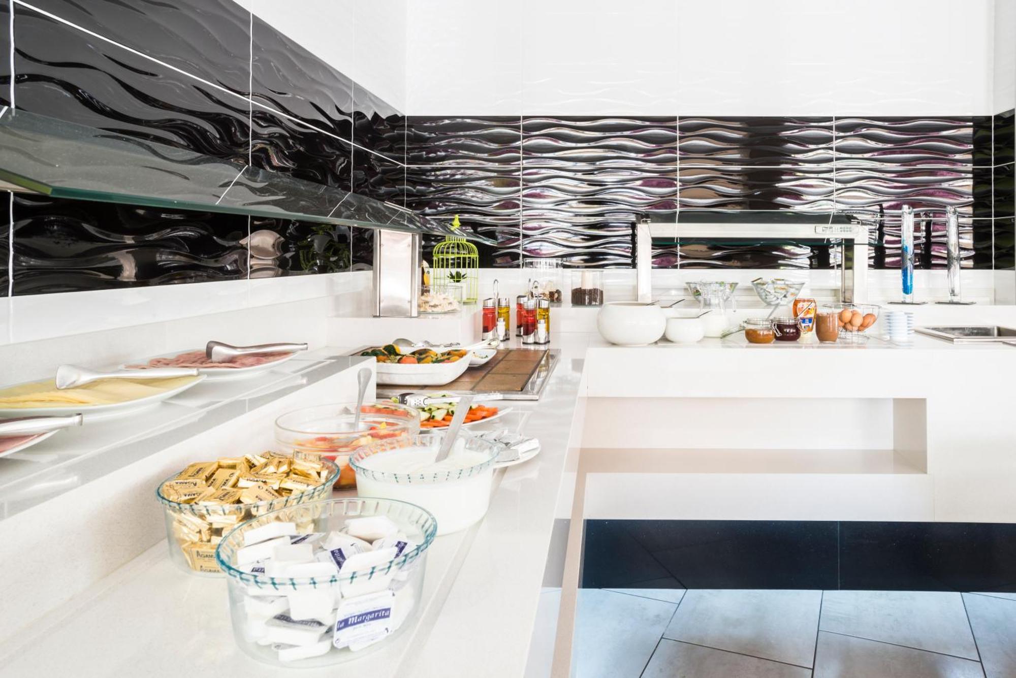 Hostal Neptuno Peguera Bagian luar foto