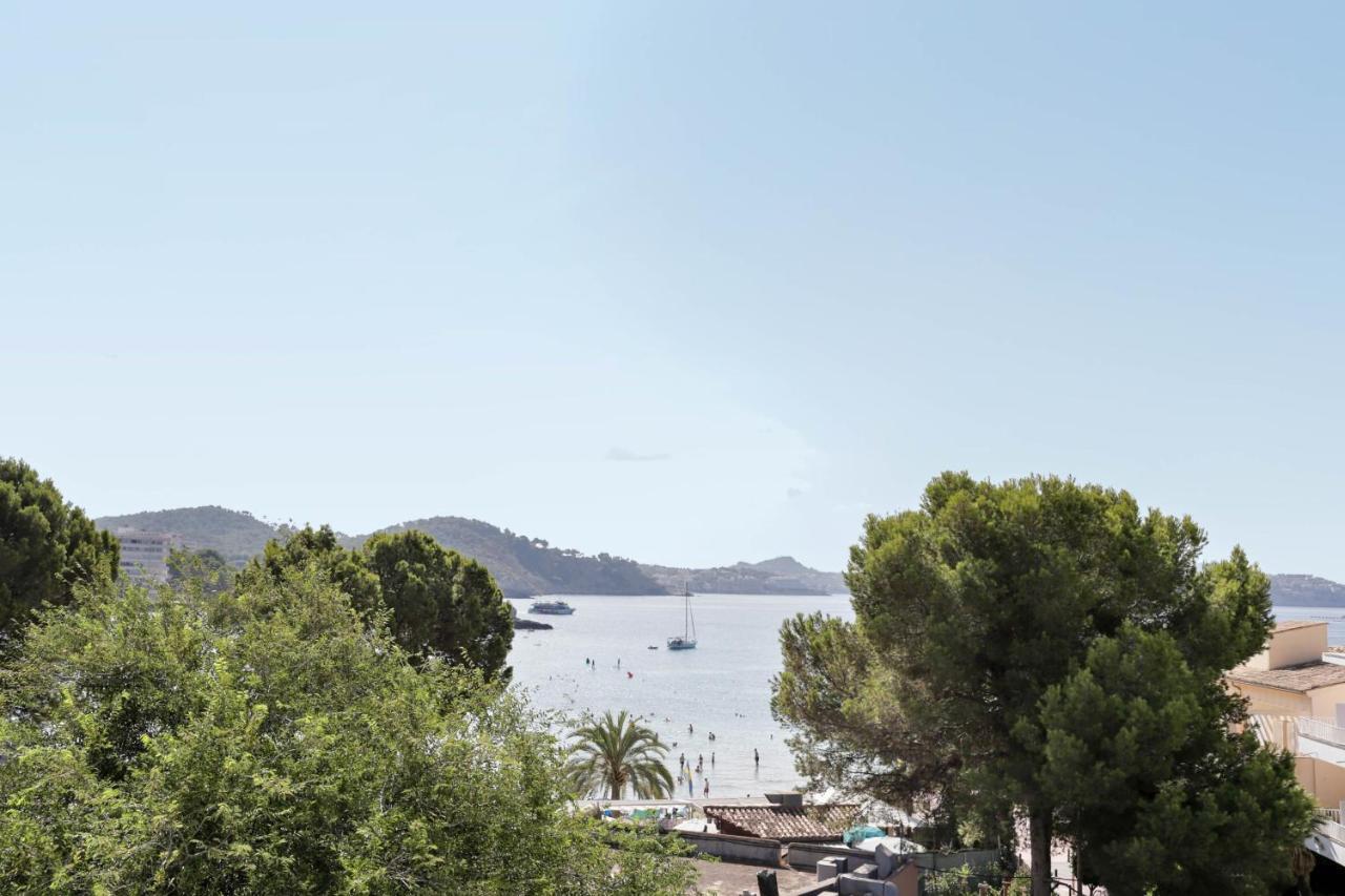 Hostal Neptuno Peguera Bagian luar foto